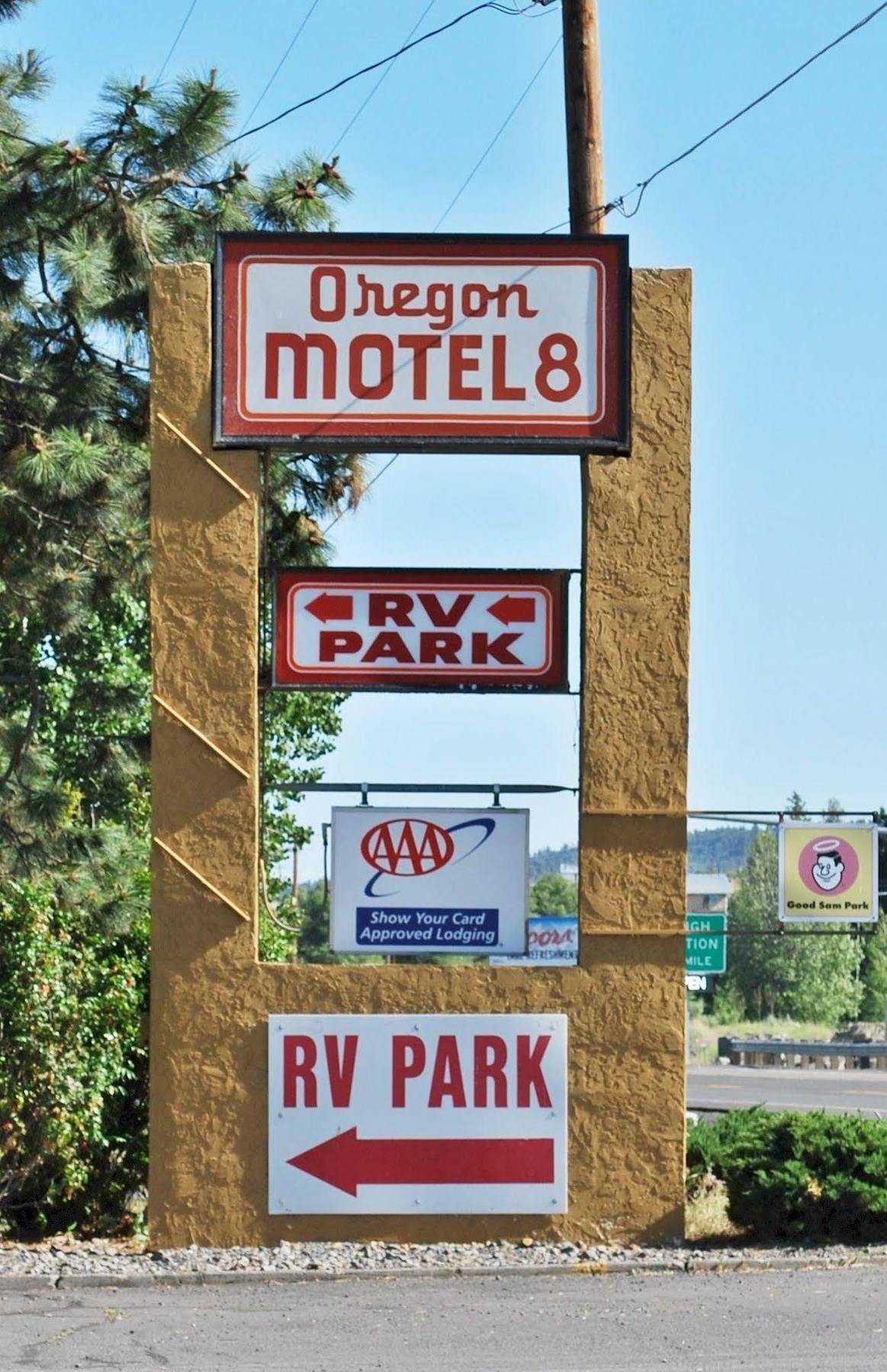 Oregon Motel 8 And Rv Park เคลมัทฟอลส์ ภายนอก รูปภาพ