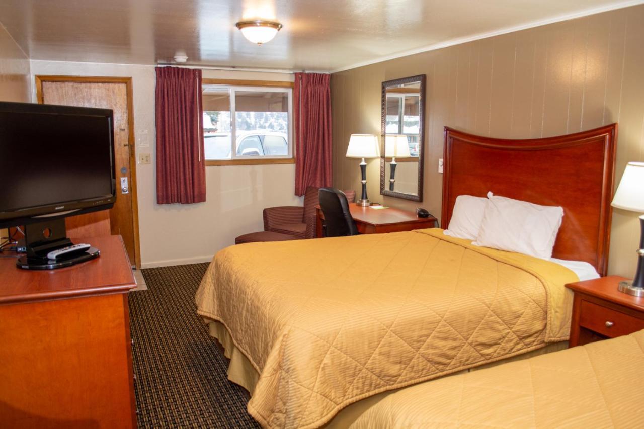 Oregon Motel 8 And Rv Park เคลมัทฟอลส์ ภายนอก รูปภาพ