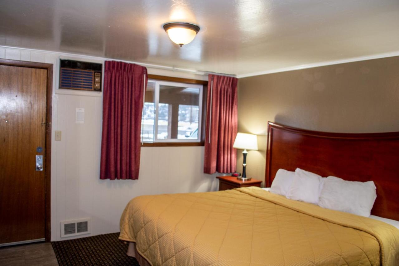 Oregon Motel 8 And Rv Park เคลมัทฟอลส์ ภายนอก รูปภาพ
